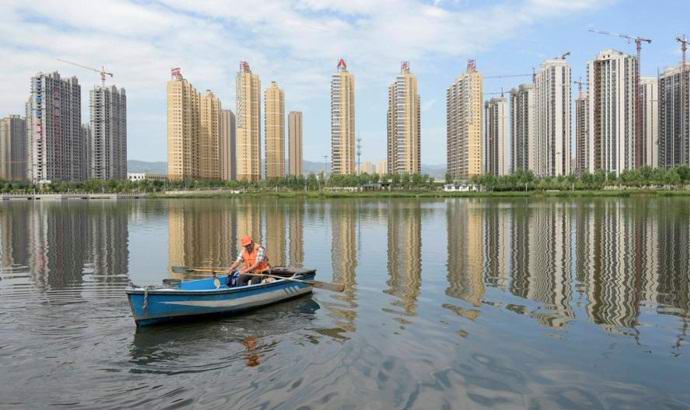 Warum werden in China Geisterstädte gebaut?