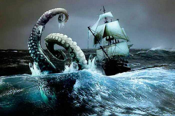 Der Riesenkraken tauchte aus dem Wasser auf