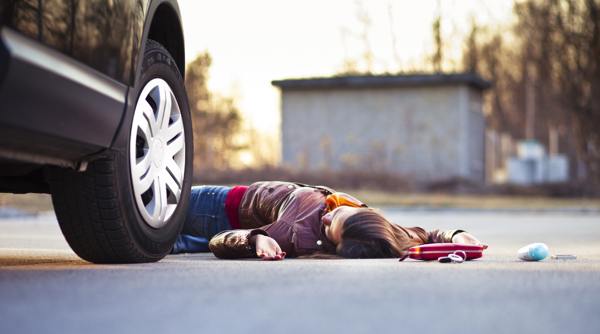 Traumbuch von einem Auto angefahren 