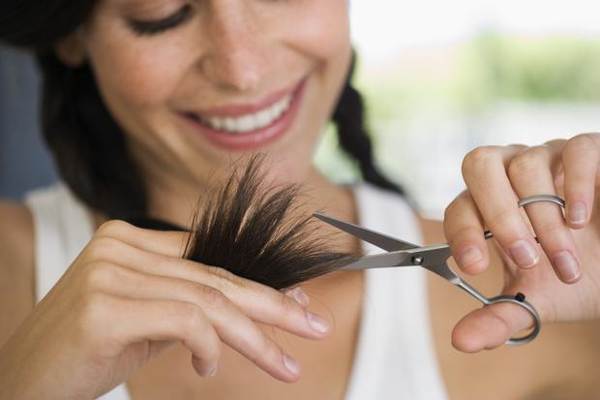 warum du deine Haare nicht selbst schneiden kannst 