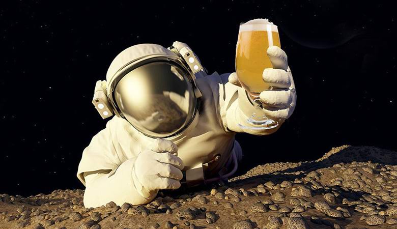 Auf dem Mars versammelt, um Bier zu brauen