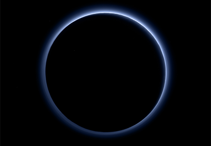 Pluto hat einen blauen Himmel - NASA-Wissenschaftler (FOTOS)