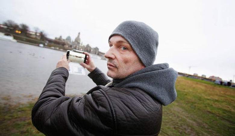 Der Deutsche hat ein Monster in der Elbe fotografiert