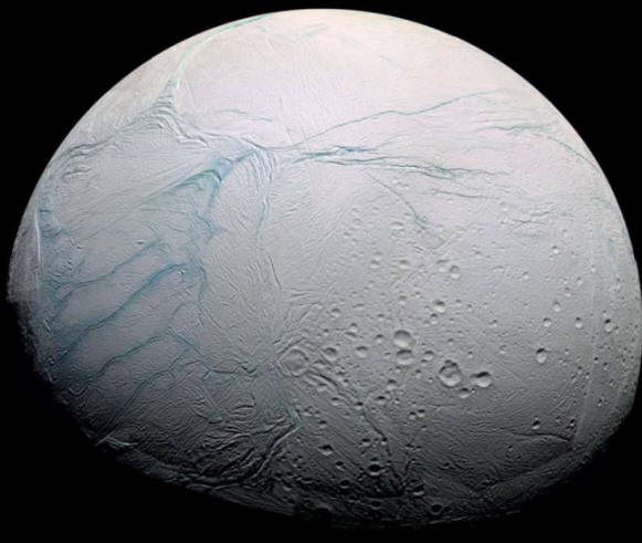 Die Eiswelt von Enceladus