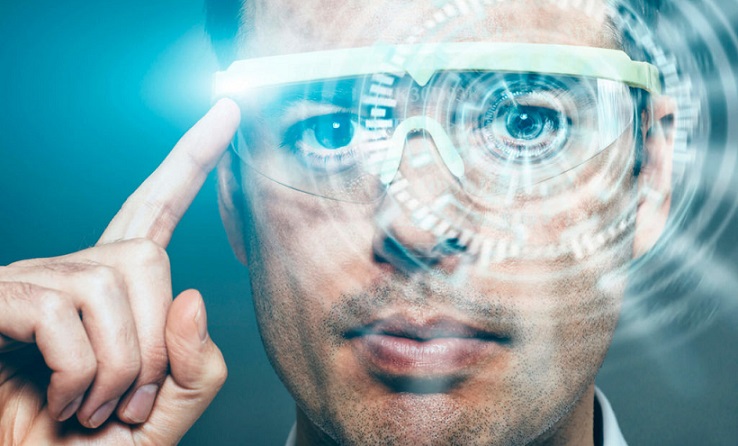 Roboter werden nicht zu Arbeitslosigkeit führen, sondern den Menschen neue Fähigkeiten verleihen, sagen Wissenschaftler.