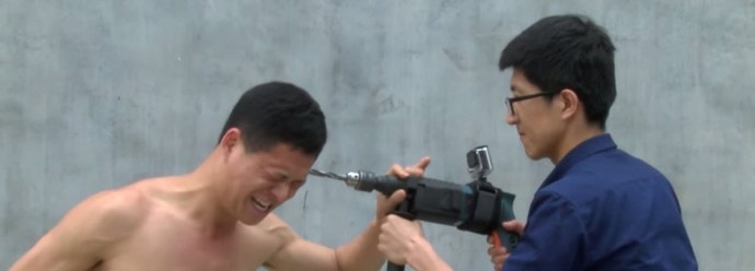 Der Shaolin-Mönch ist nicht nur das Schwert, sondern nimmt auch keine Übung