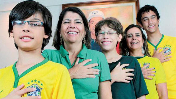 Sechsfingerfamilie aus Brasilien