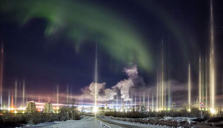 Lichtmasten, die in der Region Murmansk entstanden sind, haben das Internet verzaubert