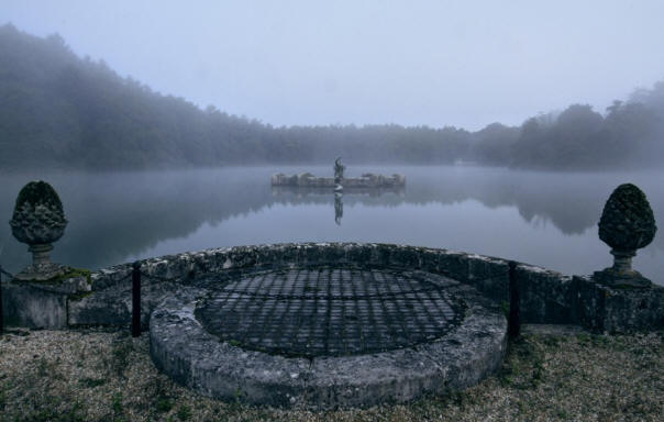 Die Kammer der Geheimnisse unter dem See von Großbritannien, See