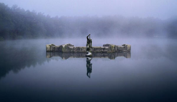 Die Kammer der Geheimnisse unter dem See von Großbritannien, See