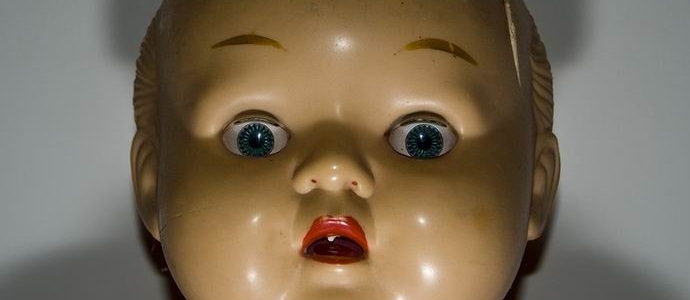 In Amerika begann verfluchte Puppen zu verkaufen
