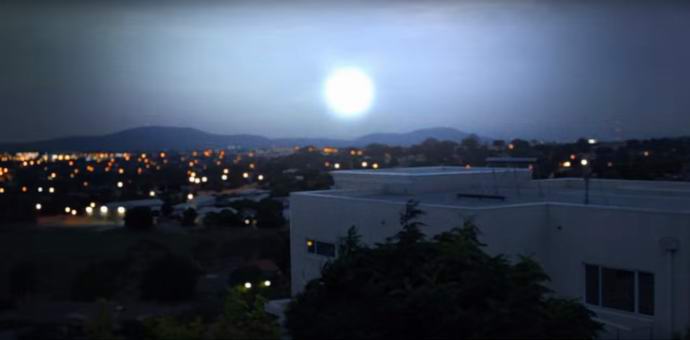 In Canberra ein markantes UFO fotografiert