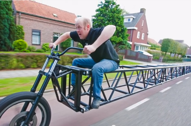 In den Niederlanden das längste Fahrrad der Welt gebaut