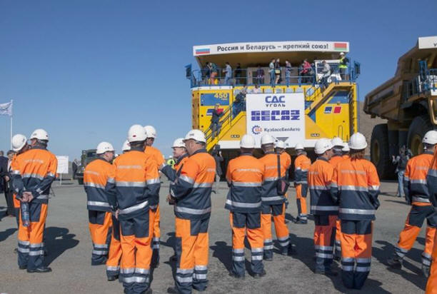 In Sibirien haben sie den größten Muldenkipper der Welt 75710 getestet, Autos, Belaz, Tests