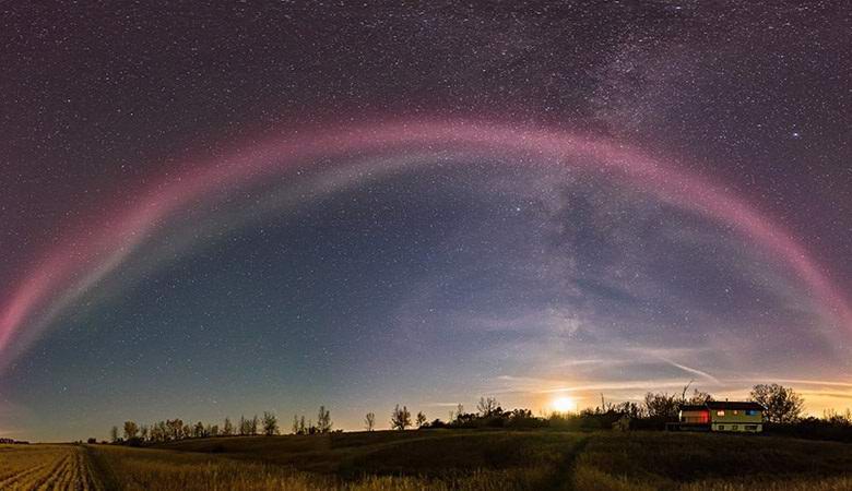 Ein mysteriöser Bogen erschien am Himmel über Kanada