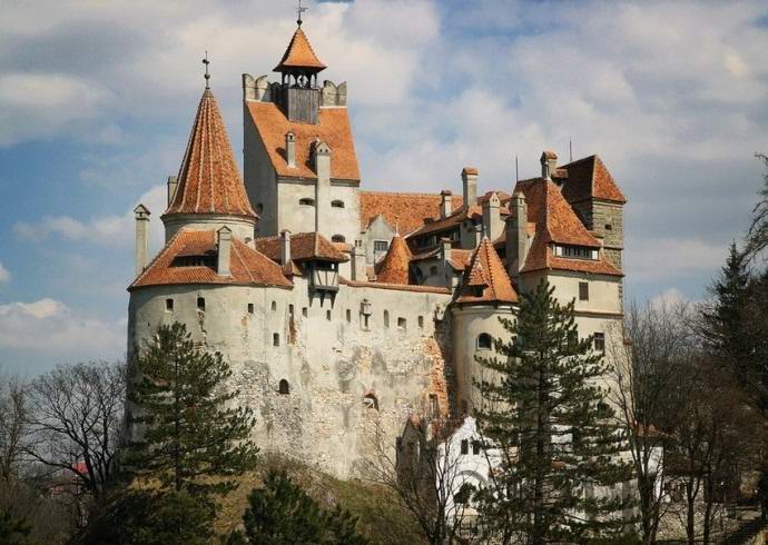 Graf Draculas Schloss in Rumänien steht zum Verkauf